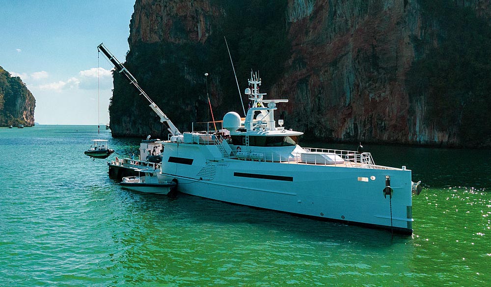 Umbra Yacht 54m