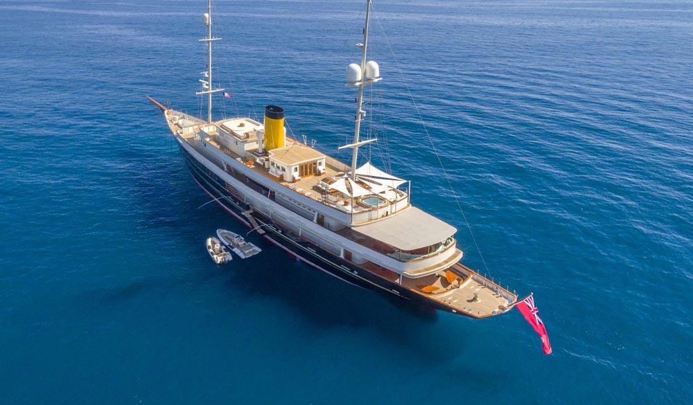 Superyacht NERO