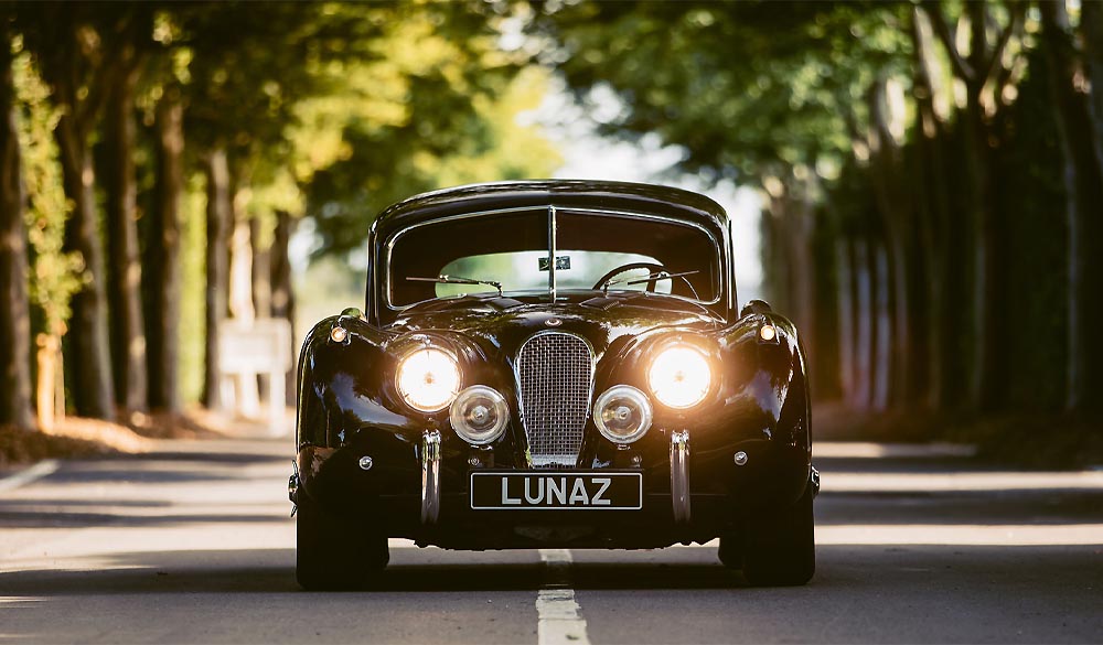 Jaguar XK120 375HP electric motor