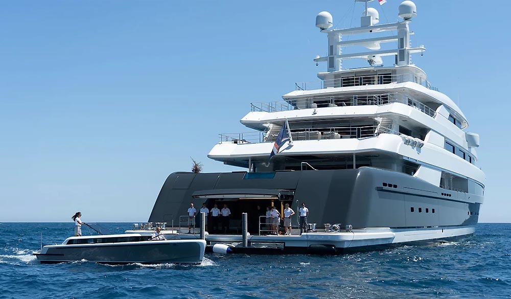 Illusion Plus mega Yacht 88.5M
