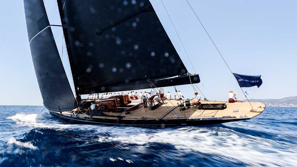 Le J Class tornano nel Mediterraneo tra storia, eleganza e competizione
