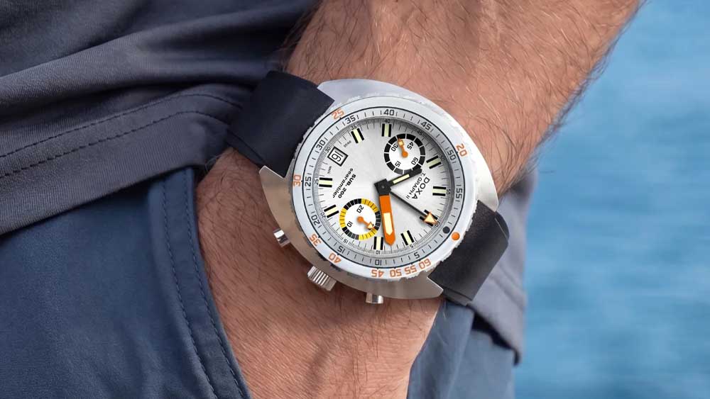Doxa SUB 200 T.GRAPH II Great White, a dive chronograph that lights up the deep