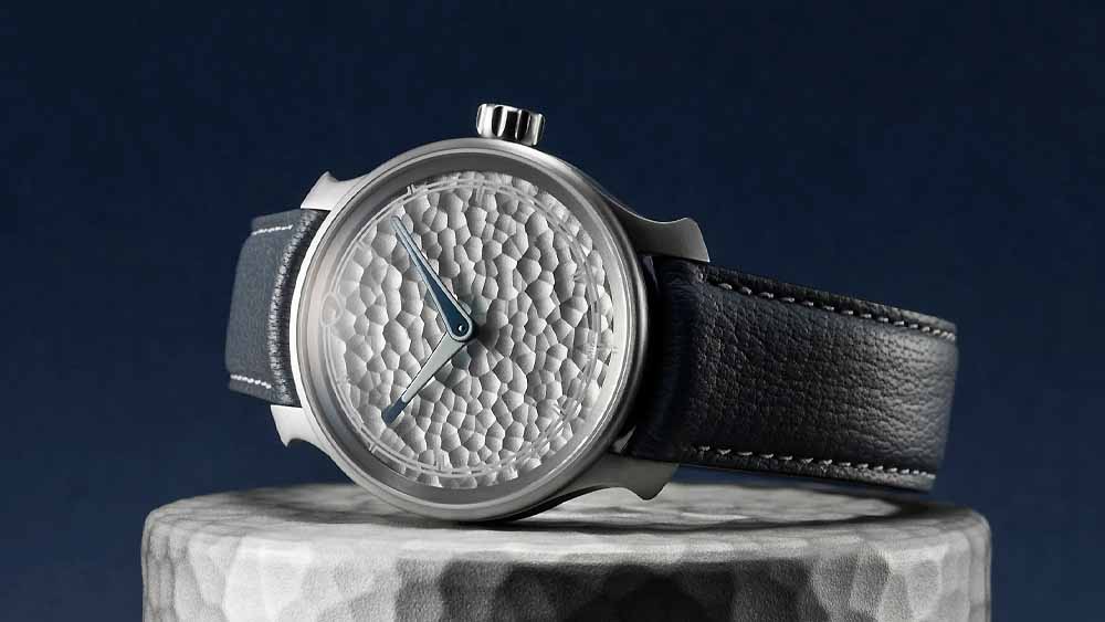 MING 37.06 Royal Selangor turns Malaysian pewter into a play of light