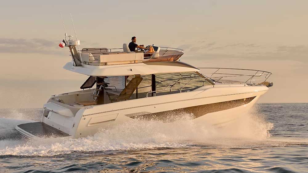 Prestige F4.3, el yachting desde una perspectiva m&aacute;s &iacute;ntima