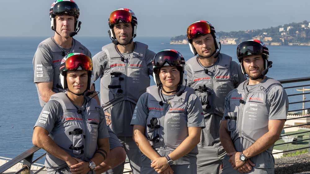 Luna Rossa a Napoli, campioni e nuova generazione sulla stessa rotta